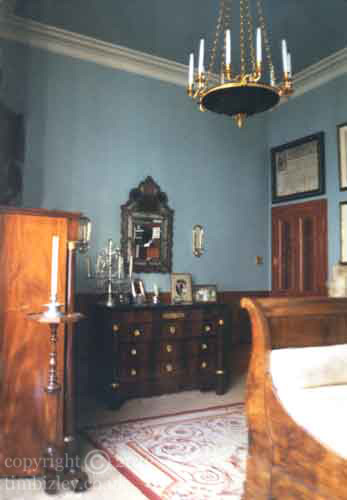 mahogony wood graining in period French Empire interior